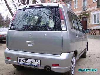 1998 Nissan Cube Photos