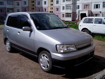 1999 Nissan Cube