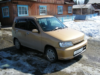 1999 Nissan Cube