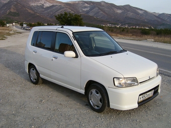 1999 Nissan Cube