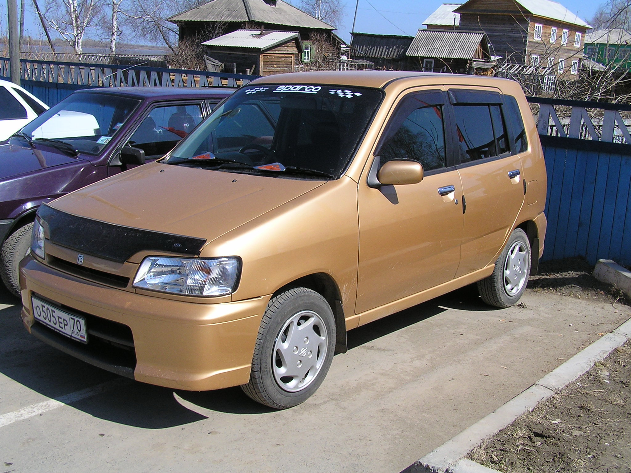 1999 Nissan Cube