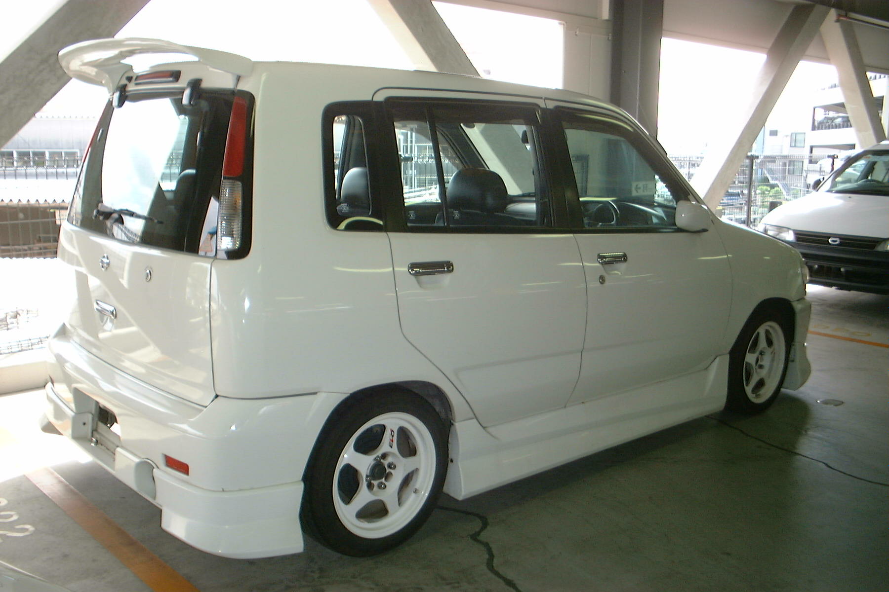 1999 Nissan Cube