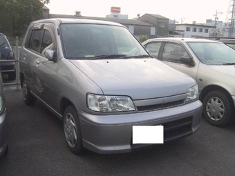 1999 Nissan Cube