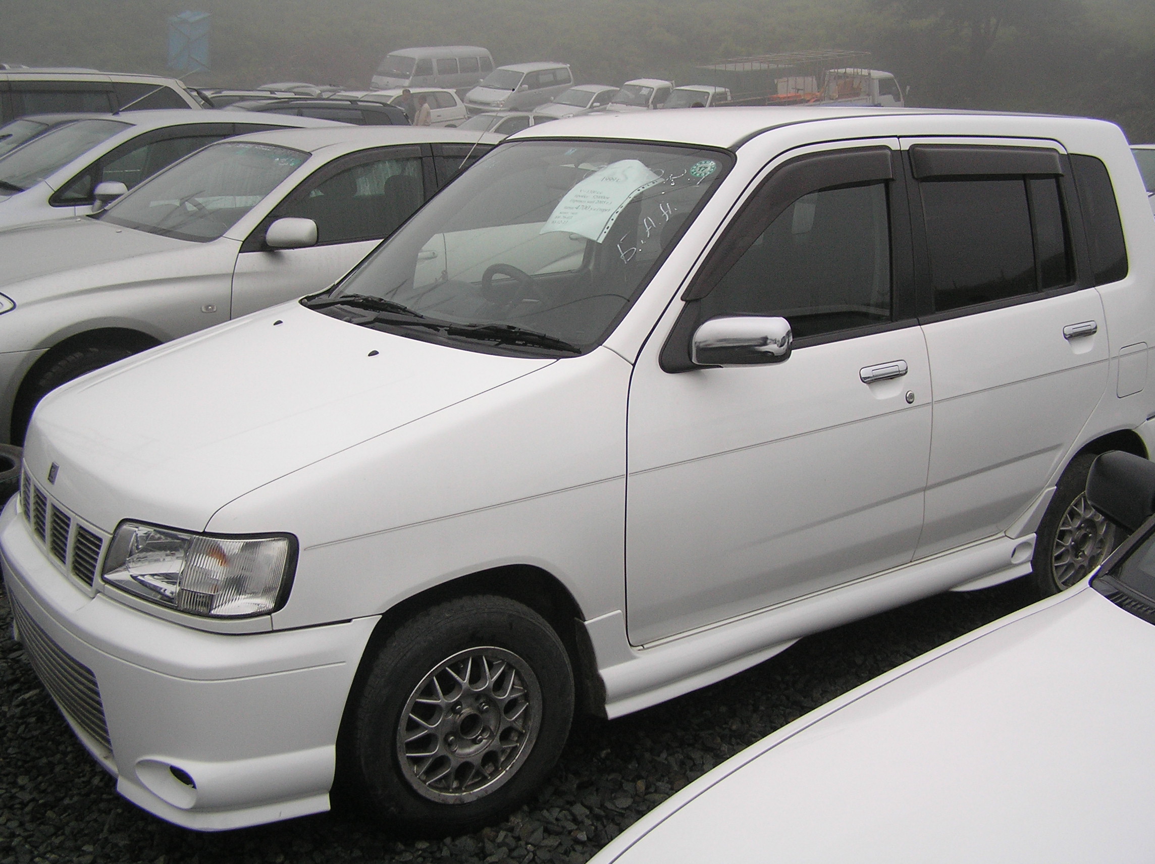 1999 Nissan Cube