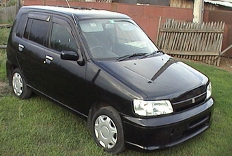 1999 Nissan Cube