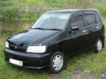 1999 Nissan Cube