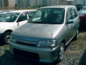 1999 Nissan Cube