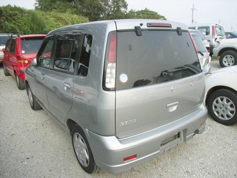 1999 Nissan Cube