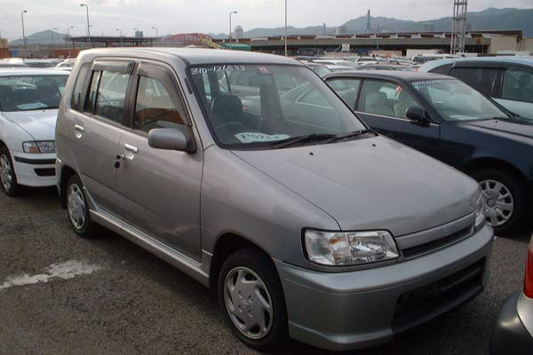 1999 Nissan Cube
