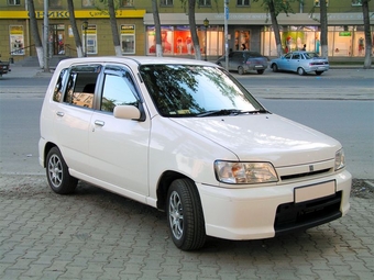 1999 Nissan Cube