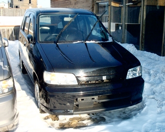 1999 Nissan Cube