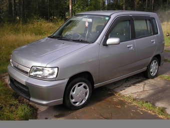 1999 Nissan Cube