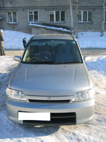 1999 Nissan Cube