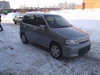 1999 Nissan Cube