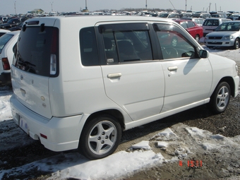 1999 Nissan Cube