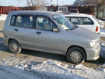 1999 Nissan Cube