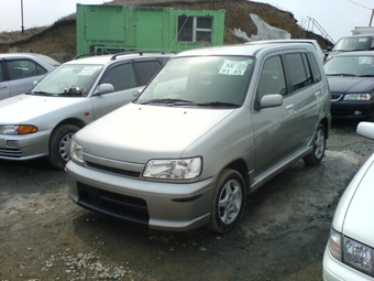 1999 Nissan Cube