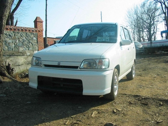 1999 Nissan Cube