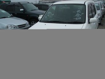 1999 Nissan Cube