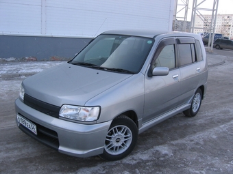 1999 Nissan Cube