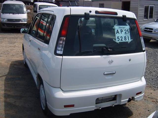 1999 Nissan Cube
