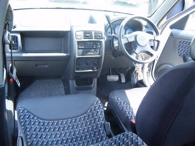 1999 Nissan Cube