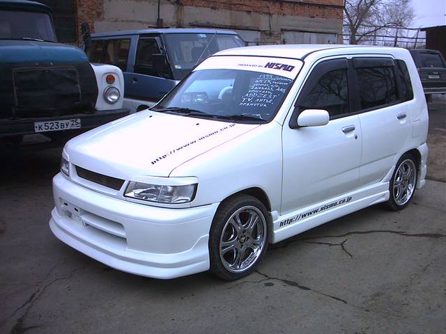 1999 Nissan Cube