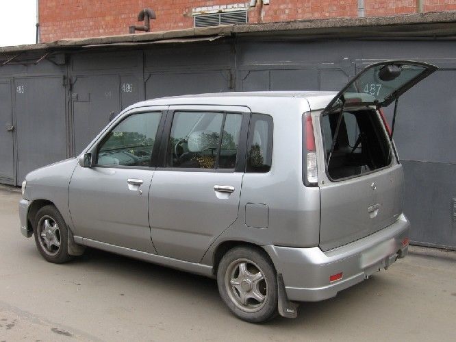 1999 Nissan Cube