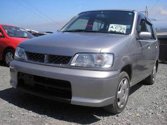 1999 Nissan Cube