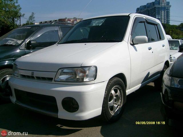 1999 Nissan Cube