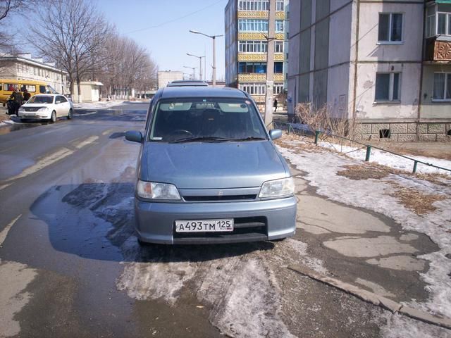 1999 Nissan Cube