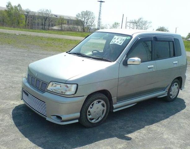 1999 Nissan Cube