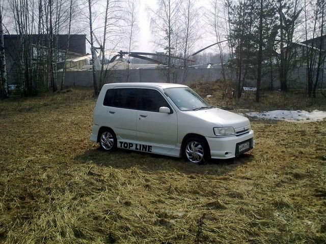 1999 Nissan Cube