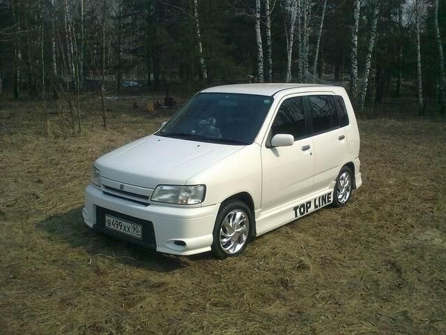 1999 Nissan Cube