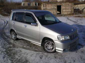 1999 Nissan Cube