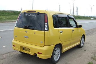 1999 Nissan Cube Pictures