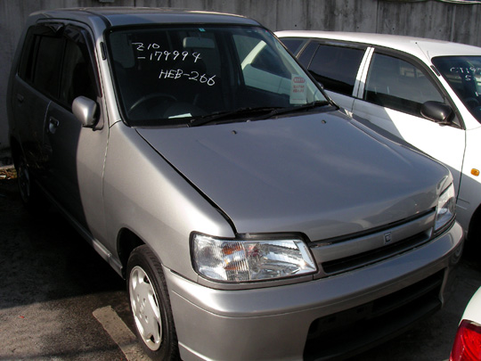 1999 Nissan Cube Pictures