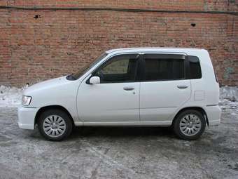 1999 Nissan Cube Pictures