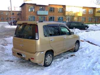 1999 Nissan Cube Photos