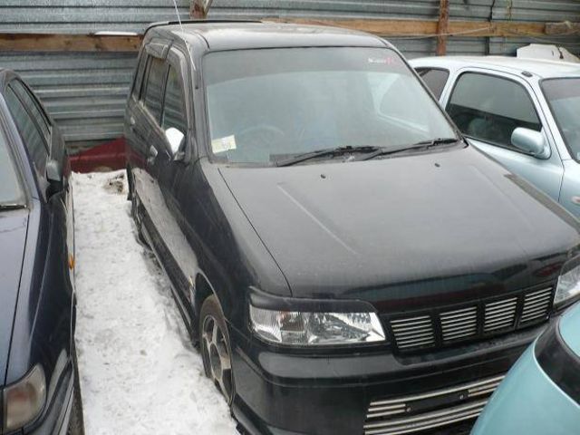 1999 Nissan Cube