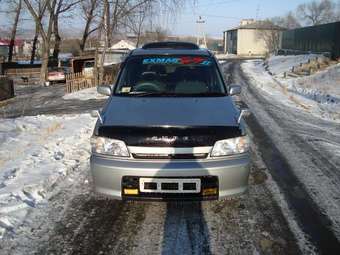 1999 Nissan Cube Pictures