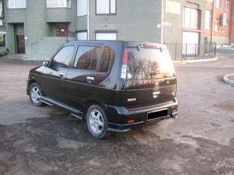 1999 Nissan Cube Pictures