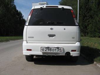 1999 Nissan Cube Photos