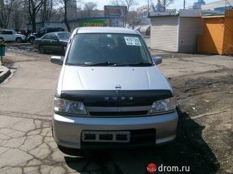 1999 Nissan Cube Pictures