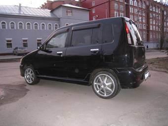 1999 Nissan Cube Pics