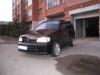 1999 Nissan Cube Pictures