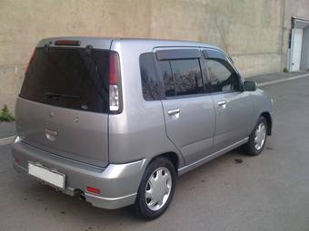 1999 Nissan Cube Pictures