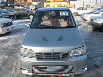 1999 Nissan Cube Pictures