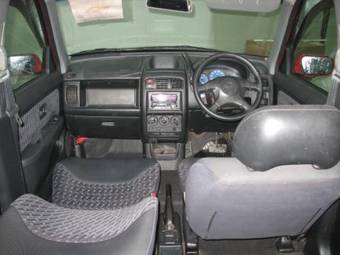 1999 Nissan Cube Pictures