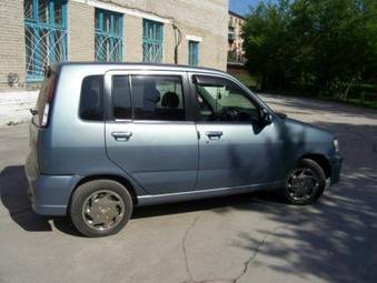 1999 Nissan Cube Images